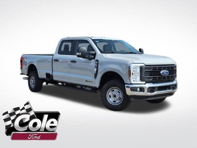 2025 Ford F-350 Super Duty XL Crew Cab 4WD