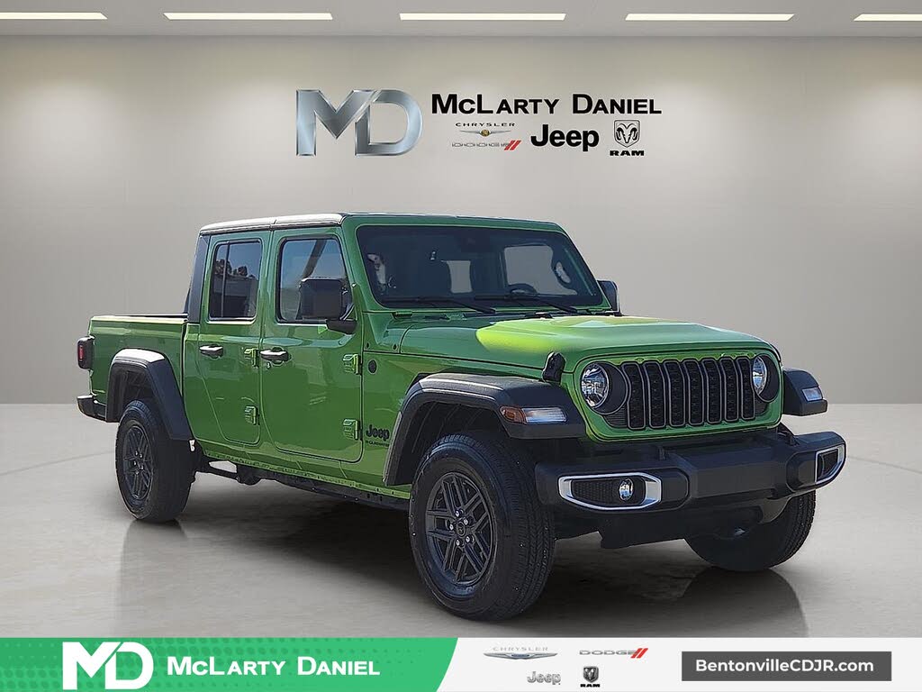 2025 Jeep Gladiator Sport S Crew Cab 4WD