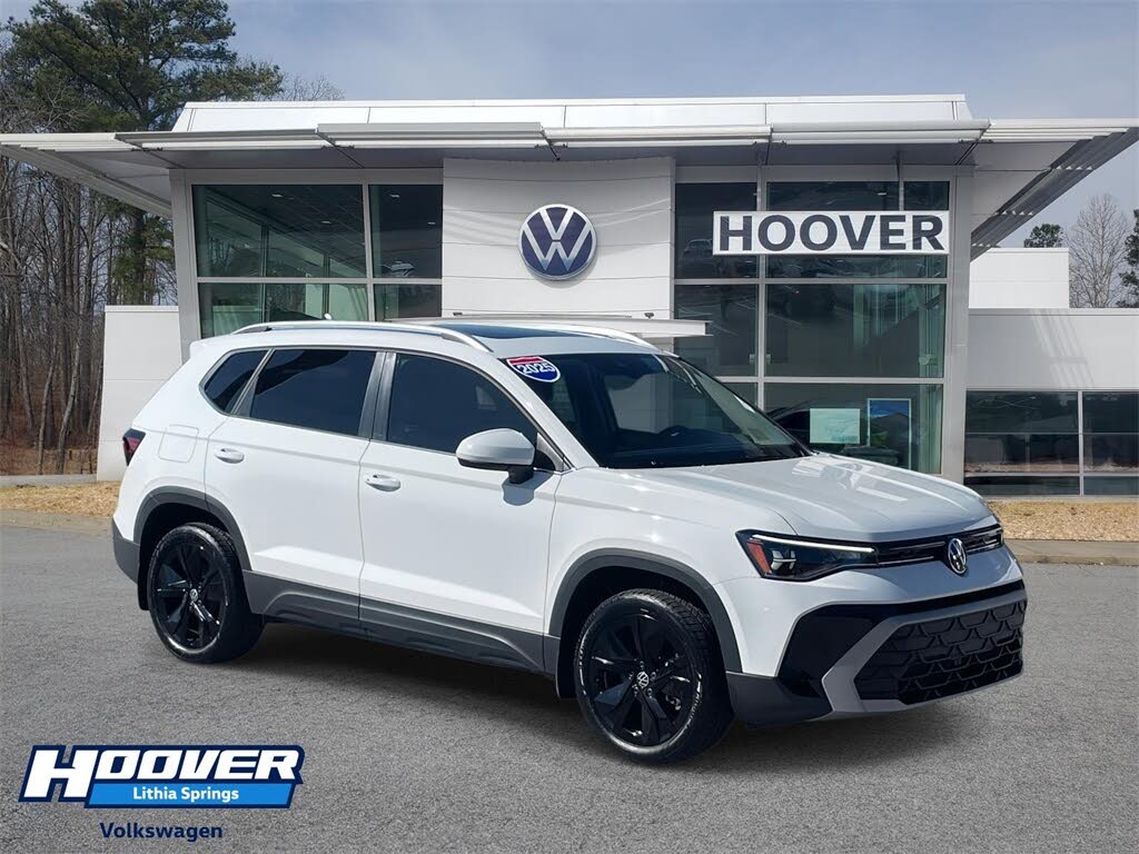 2025 Volkswagen Taos SE Black FWD