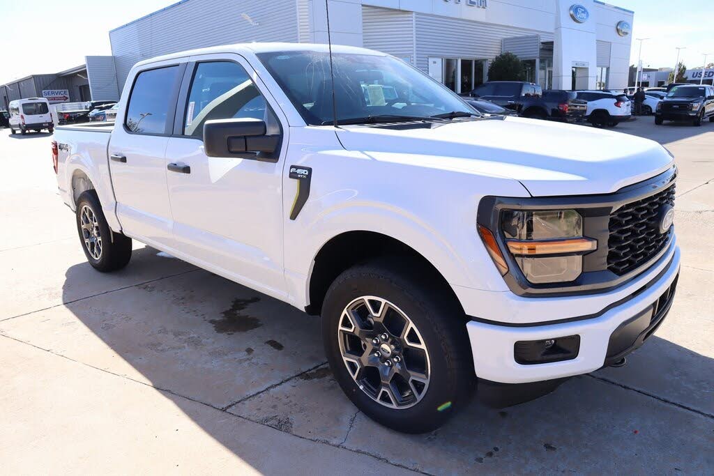 2025 Ford F-150 STX 4dr SuperCrew 4WD