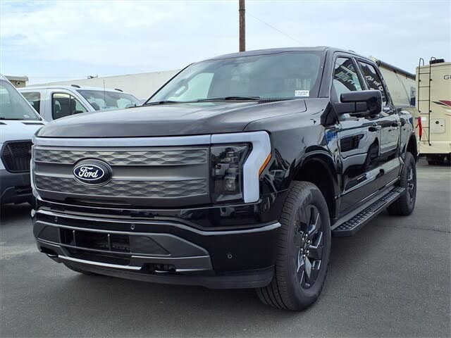 2025 Ford F-150 Lightning Lariat SuperCrew AWD