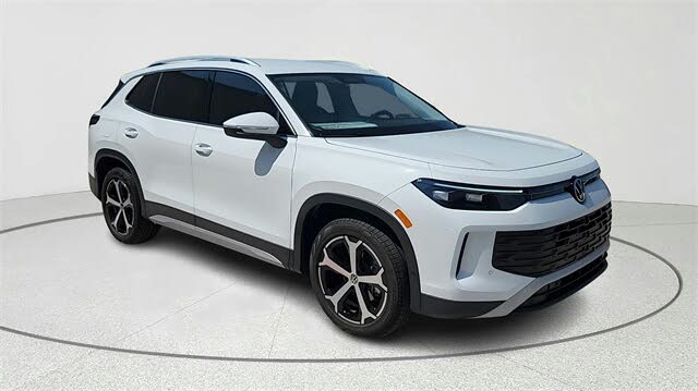2025 Volkswagen Tiguan SE FWD