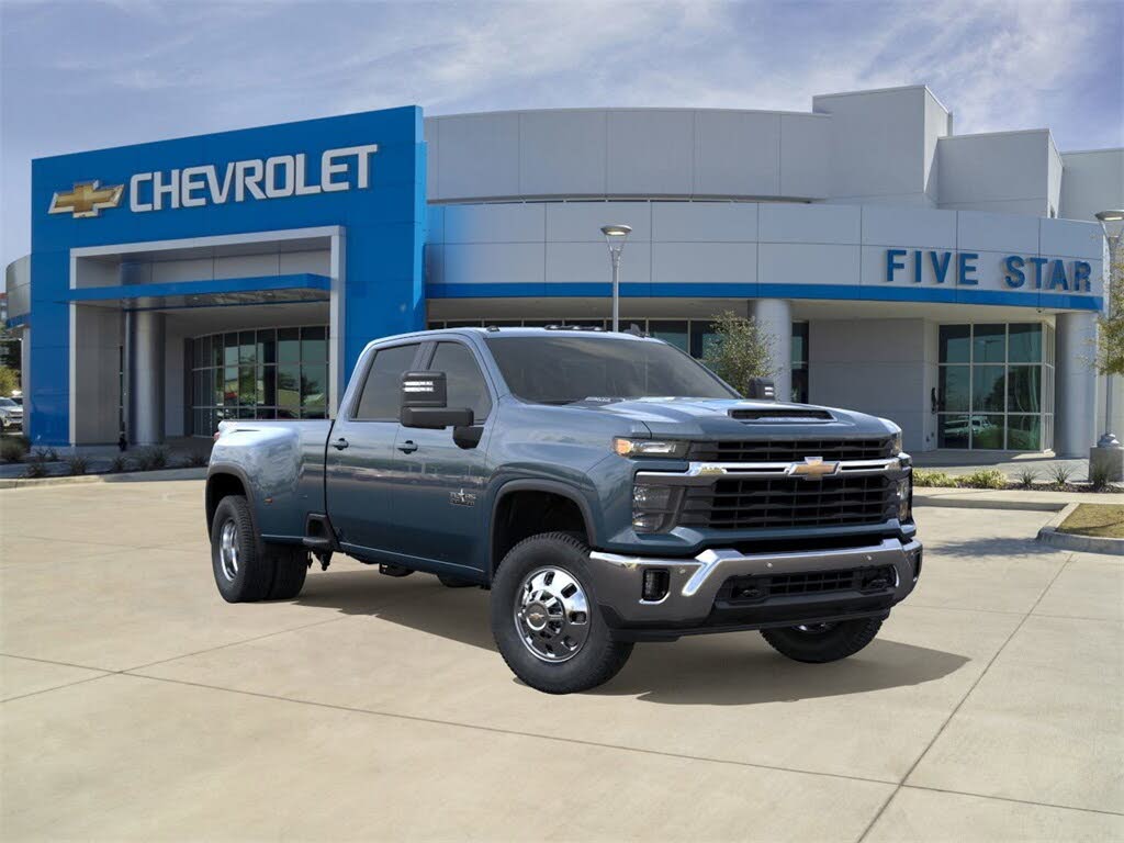 2026 Chevrolet Silverado 3500HD LT Crew Cab 4WD