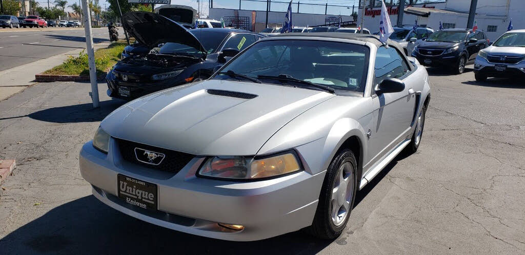 1999 Ford Mustang GT 35th Anniversary Limited Edition Convertible RWD
