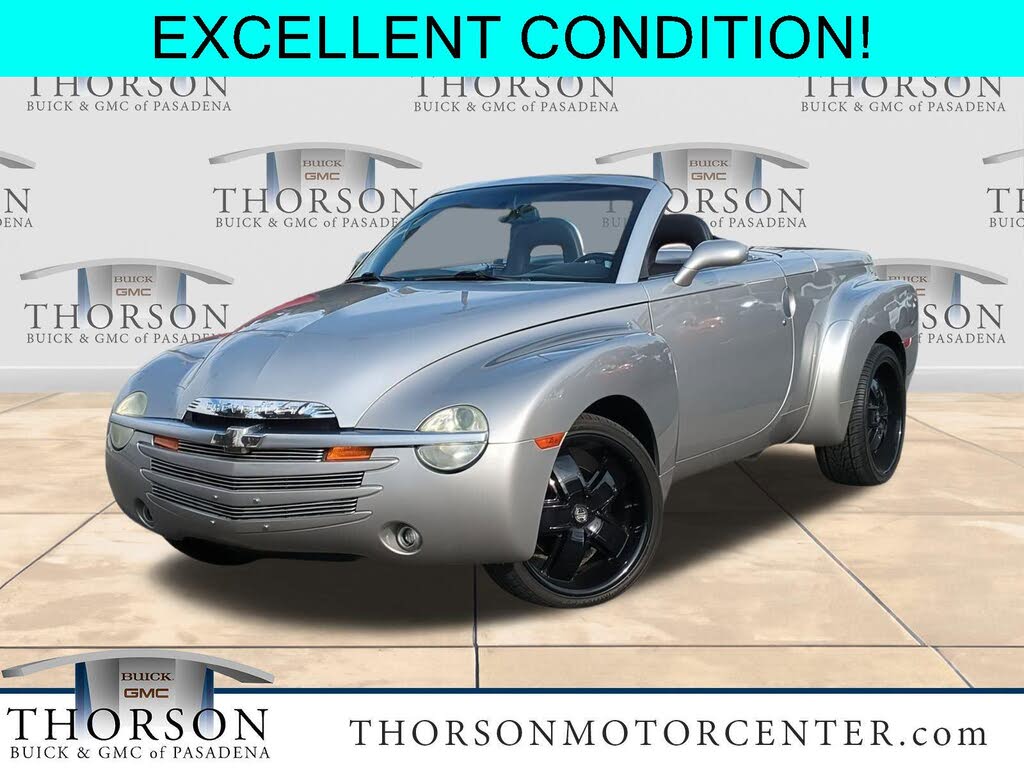 2005 Chevrolet SSR LS RWD