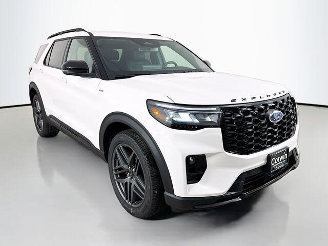 2026 Ford Explorer ST-Line AWD