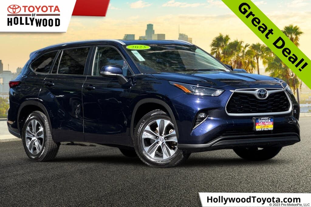 2023 Toyota Highlander XLE FWD