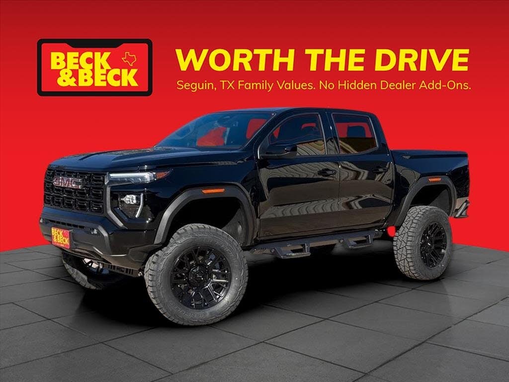 2025 GMC Canyon Elevation Crew Cab 4WD