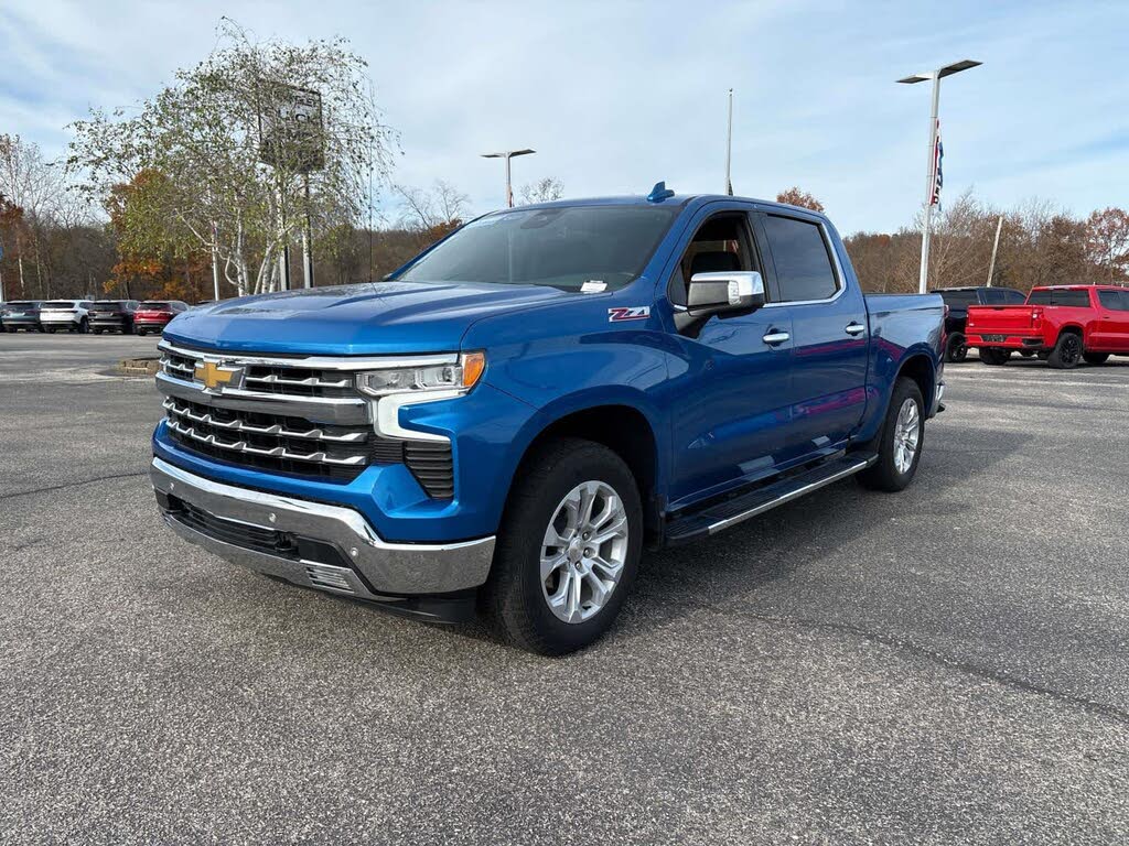 2022 Chevrolet Silverado 1500 LTZ Crew Cab 4WD