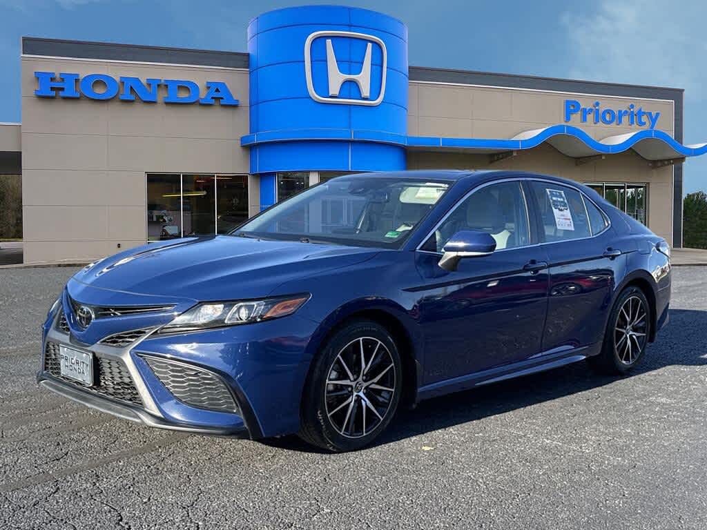 2023 Toyota Camry SE AWD