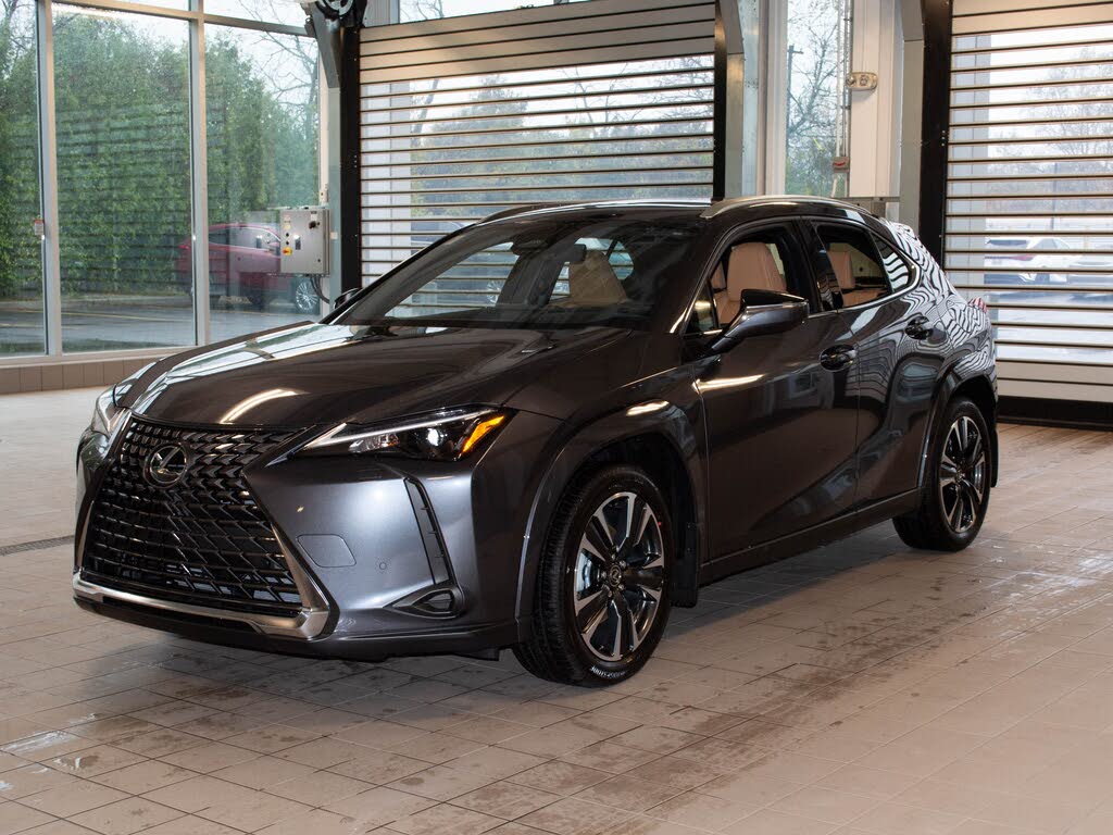 2025 Lexus UX Hybrid 300h AWD