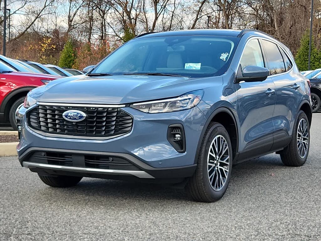 2026 Ford Escape Hybrid Plug-in FWD