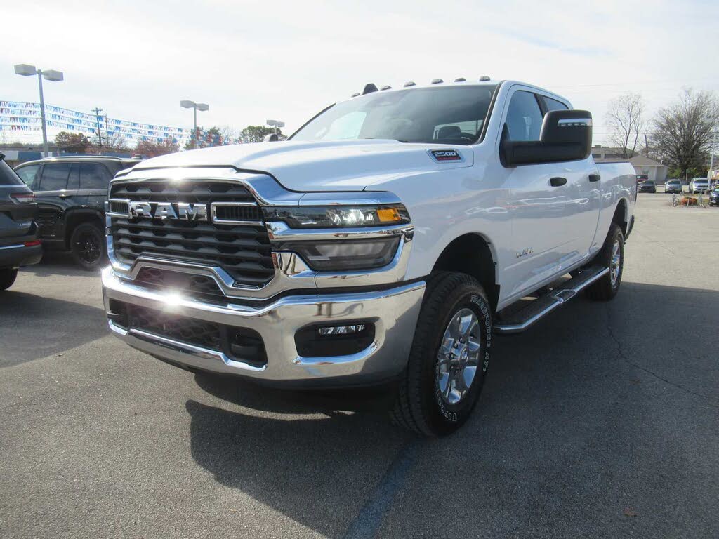 2026 RAM 2500 Big Horn Crew Cab 4WD