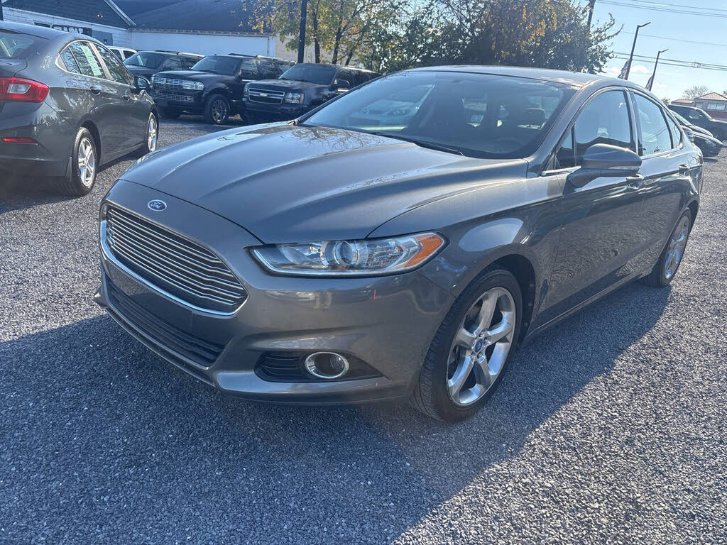 2013 Ford Fusion SE