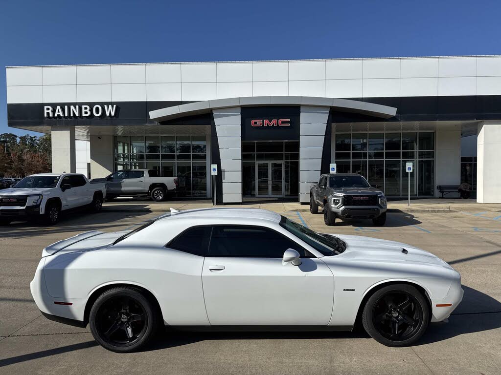 2015 Dodge Challenger R/T Plus RWD