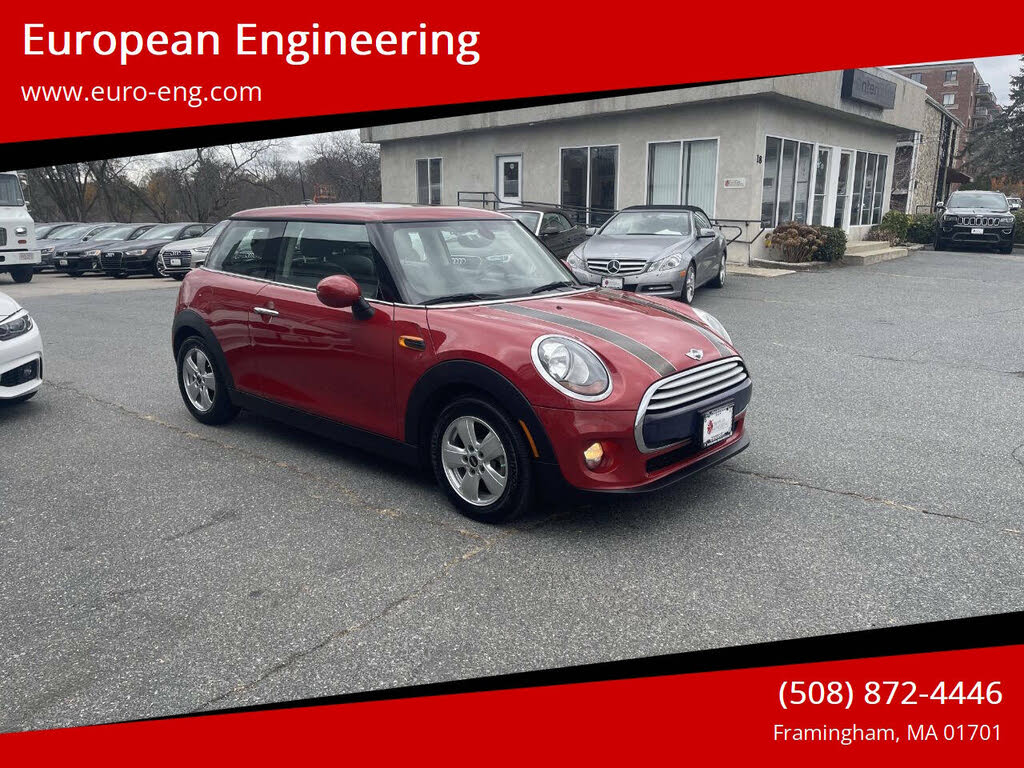 2015 MINI Cooper 2-Door Hatchback FWD