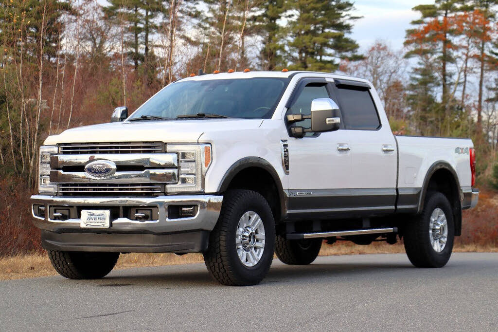 2019 Ford F-350 Super Duty Lariat Crew Cab 4WD