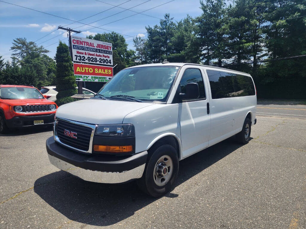 2020 GMC Savana LT 3500 Extended RWD