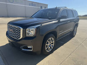 GMC Yukon Denali 4WD