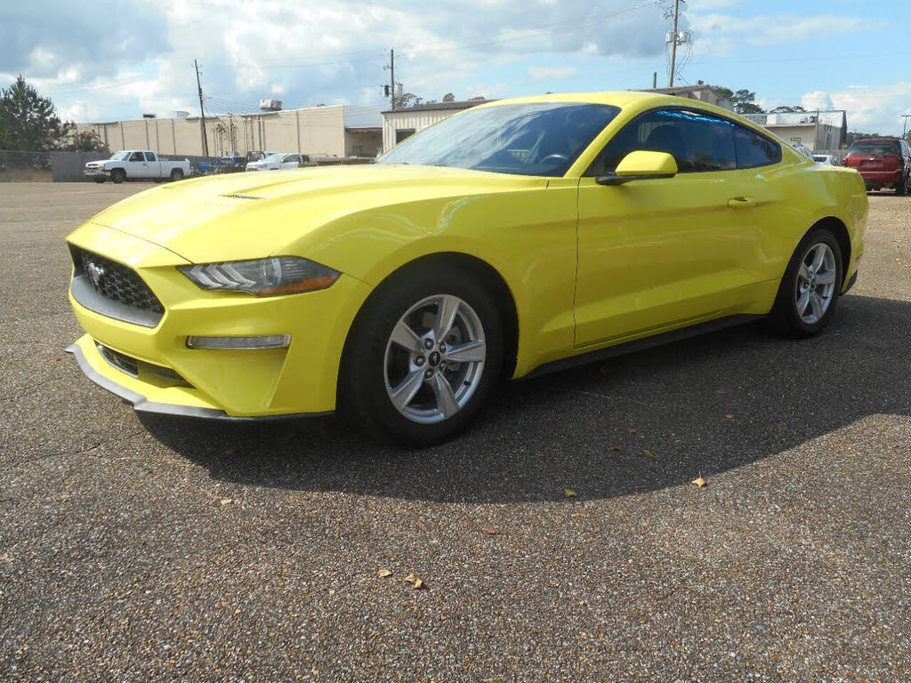 2021 Ford Mustang EcoBoost Coupe RWD
