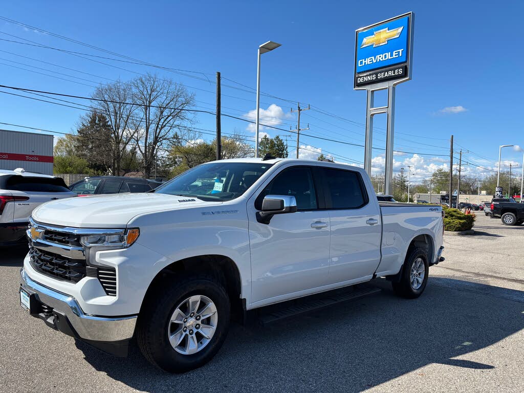2023 Chevrolet Silverado 1500 LT Crew Cab 4WD