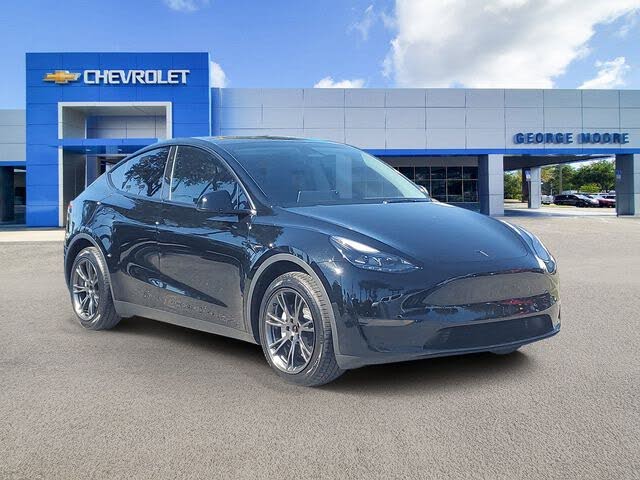2024 Tesla Model Y Long Range RWD