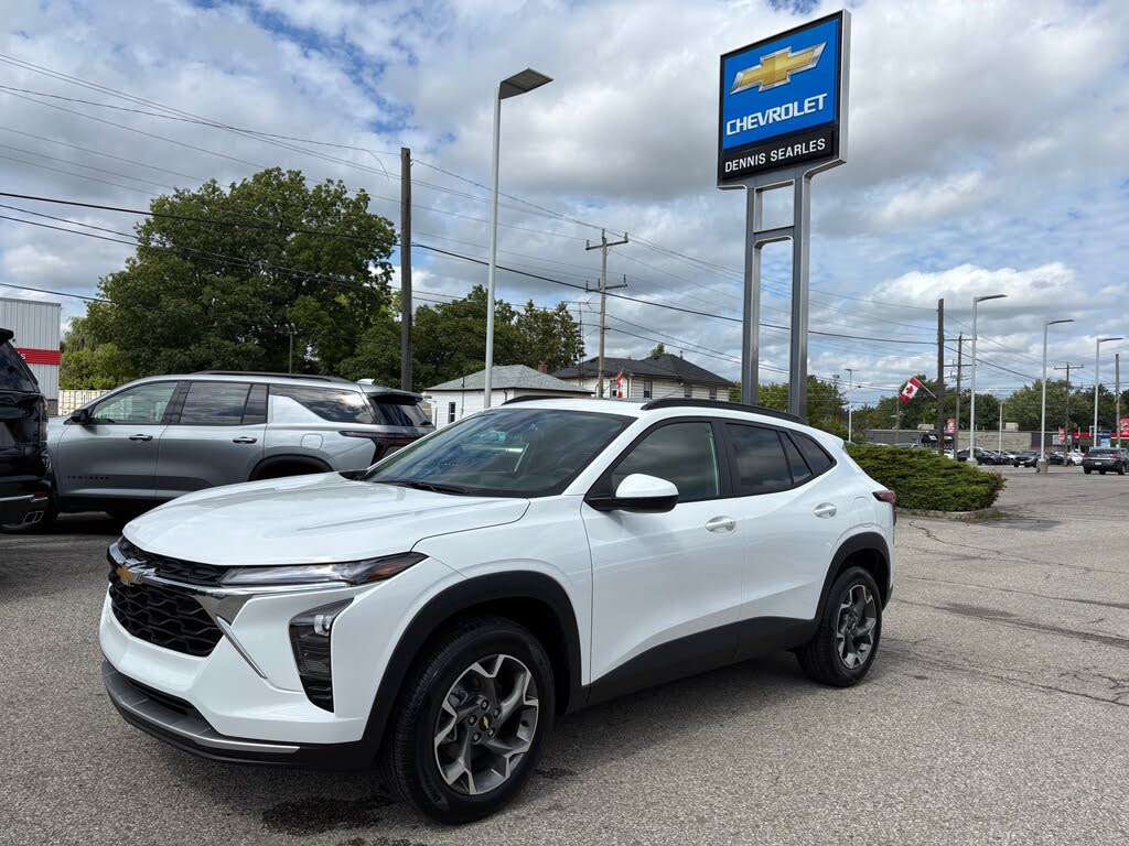 2025 Chevrolet Trax LT FWD