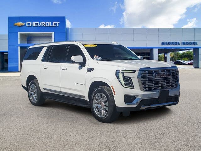 2025 GMC Yukon XL Denali 4WD