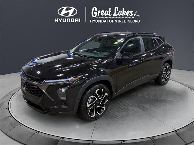 2025 Chevrolet Trax RS with 2RS FWD