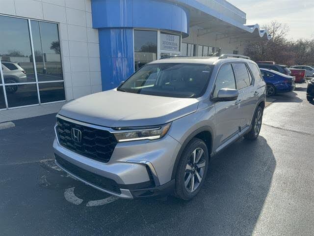 2025 Honda Pilot Touring AWD