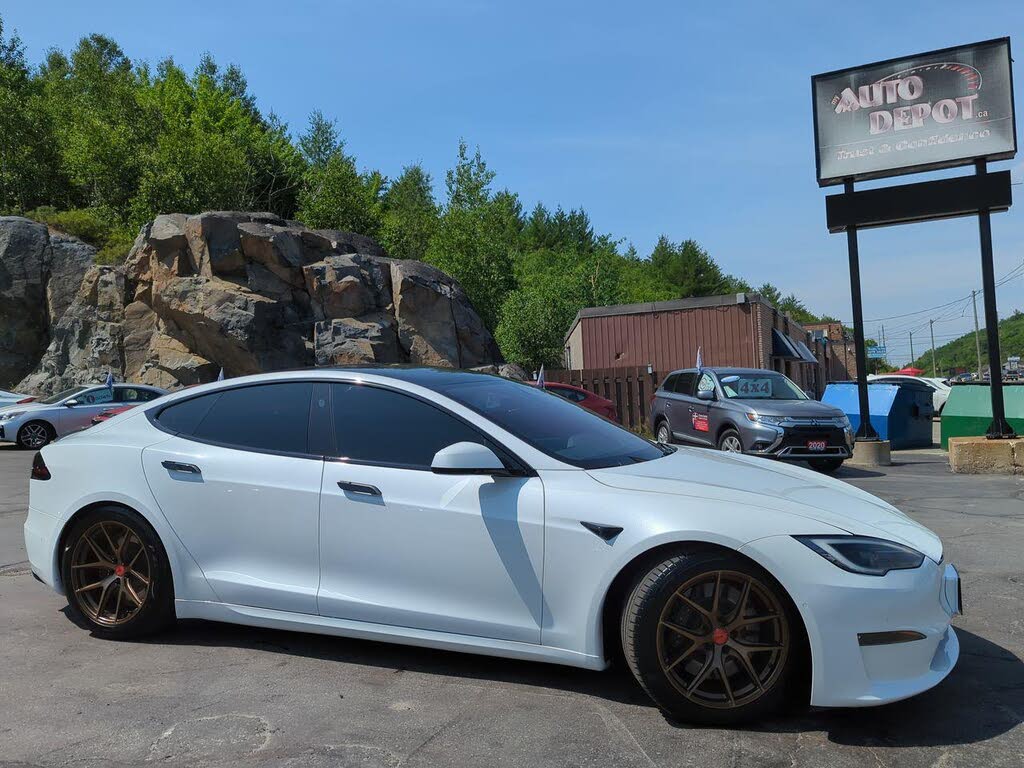 2022 Tesla Model S Plaid AWD