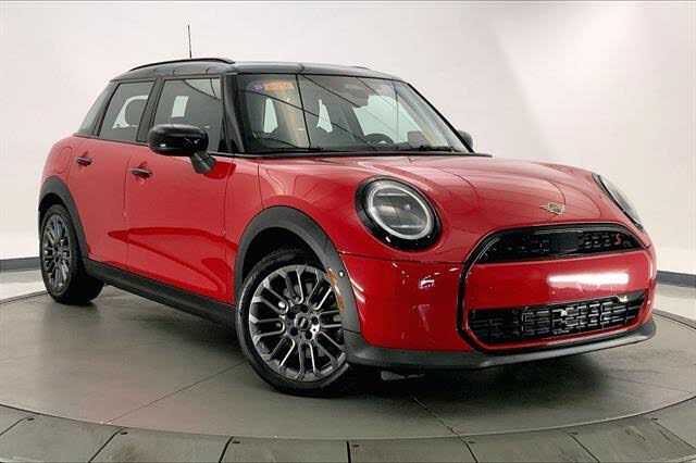2025 MINI Cooper S Signature Trim 4-door Hatchback