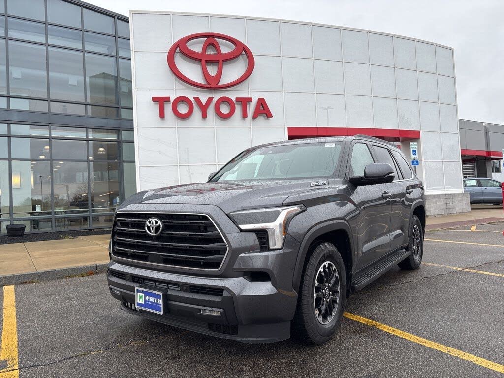 2025 Toyota Sequoia SR5 4WD