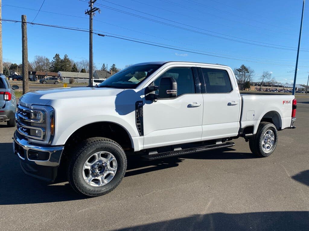 2026 Ford F-350 Super Duty XLT Crew Cab 4WD