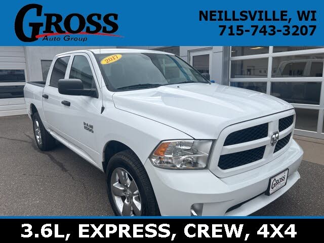 2017 RAM 1500 Express Crew Cab 4WD