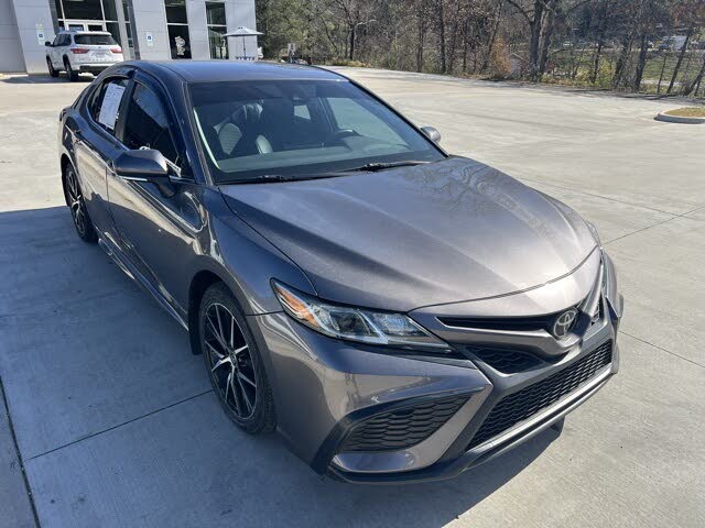 2022 Toyota Camry SE FWD