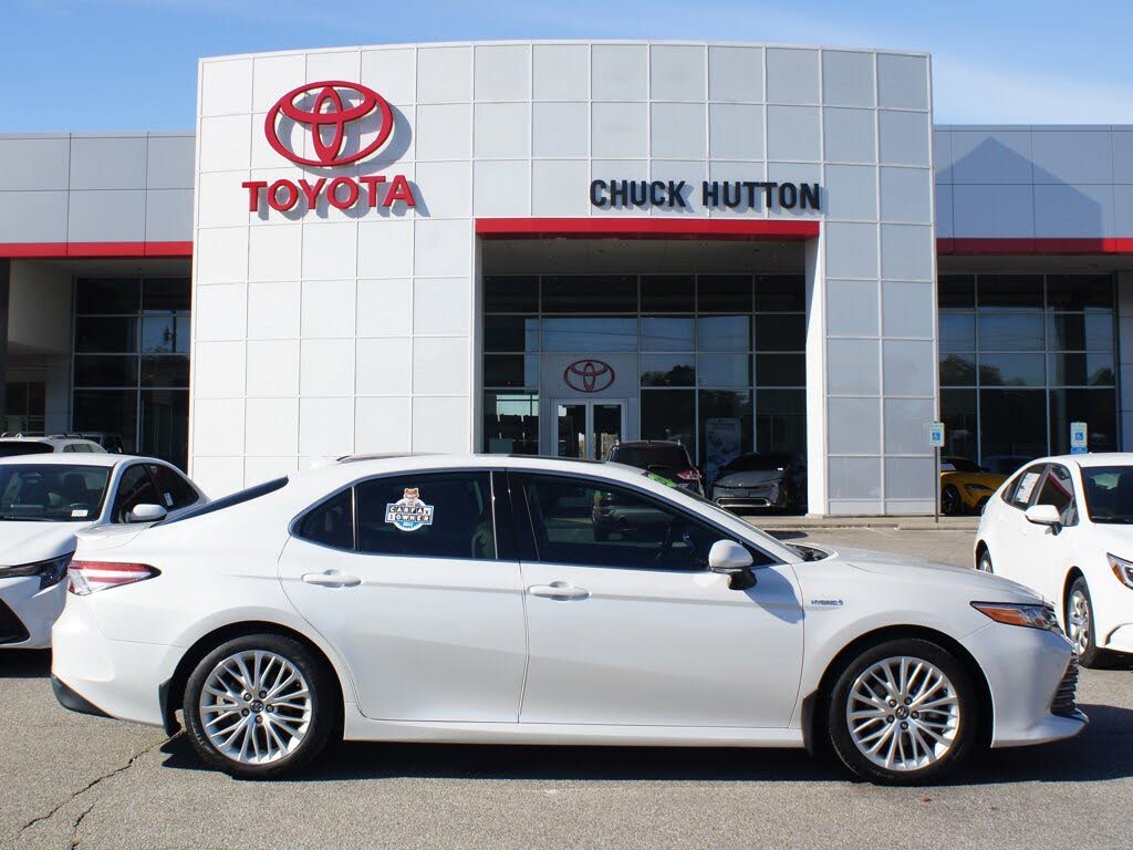 2019 Toyota Camry Hybrid XLE FWD