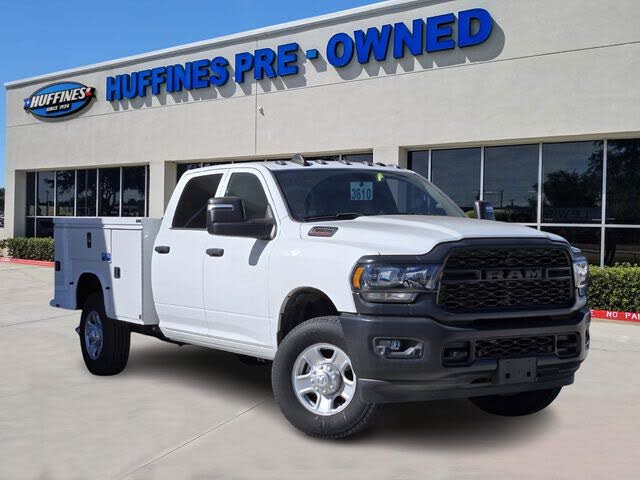 2023 RAM 3500 Tradesman Crew Cab LB 4WD