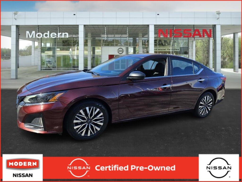 2024 Nissan Altima 2.5 SV FWD