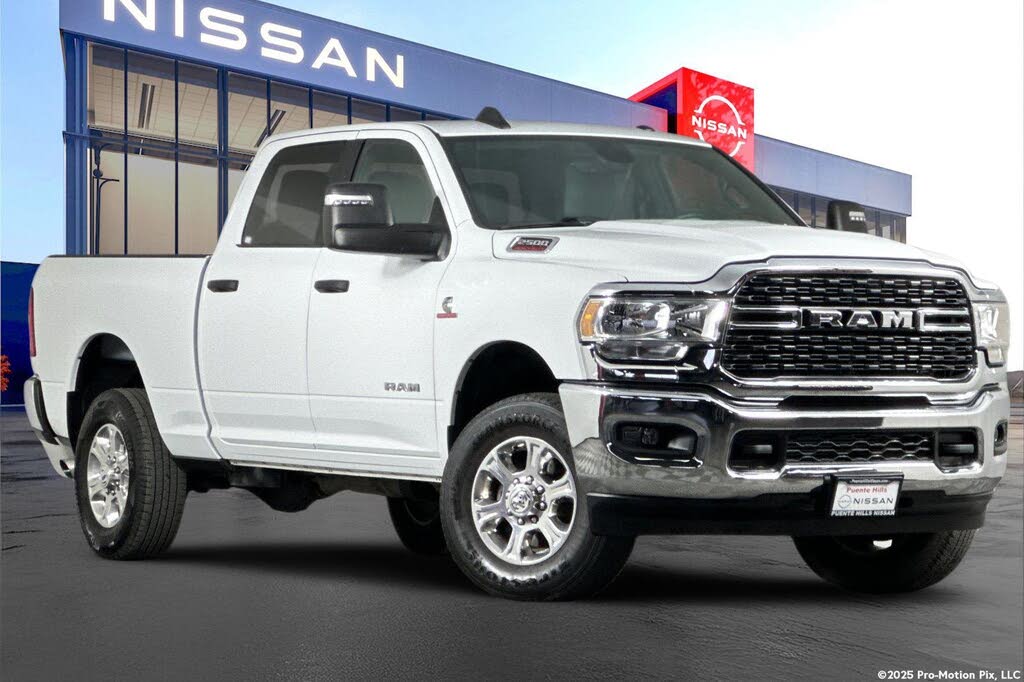 2024 RAM 2500 Big Horn Crew Cab 4WD
