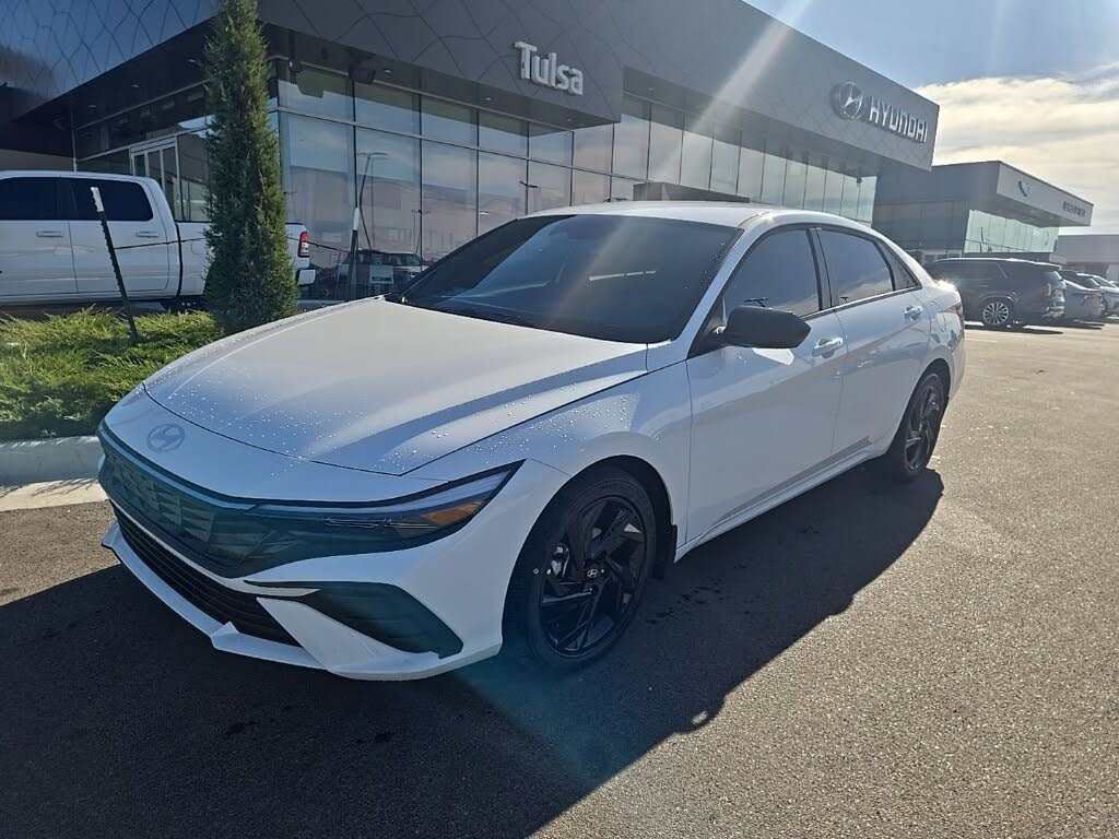 2026 Hyundai Elantra SEL Sport FWD