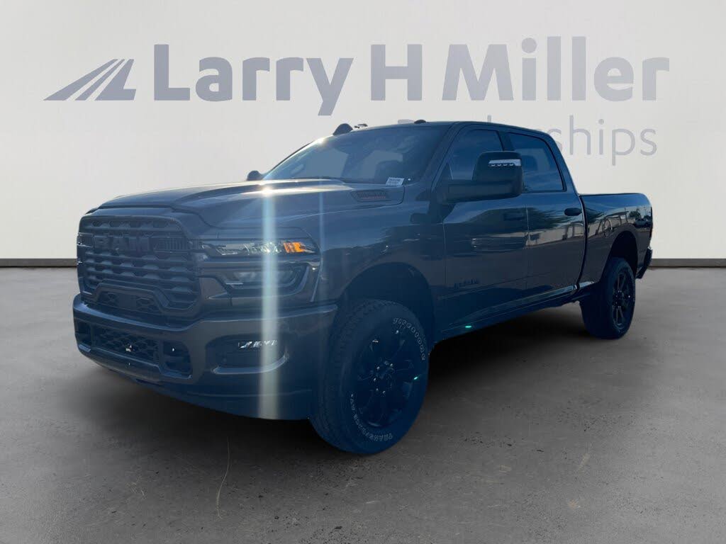 2026 RAM 2500 Big Horn Crew Cab 4WD