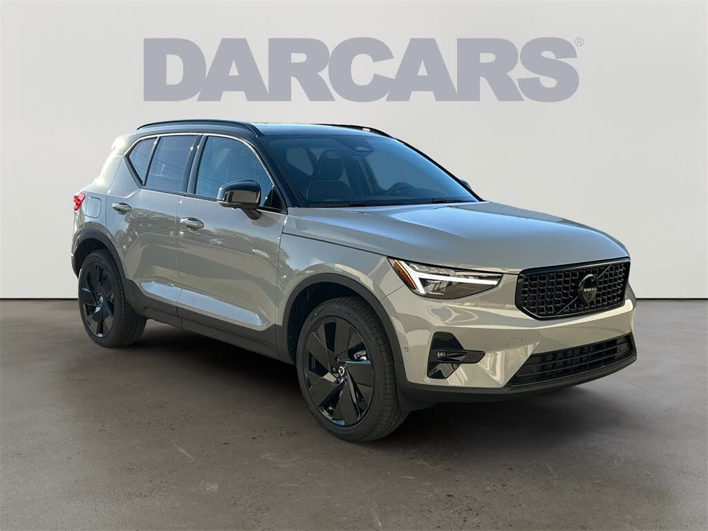 2026 Volvo XC40 B5 Ultra Black Edition AWD