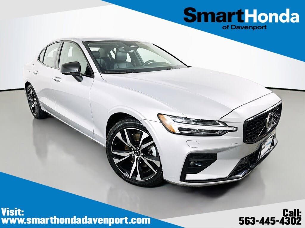 2024 Volvo S60 B5 Core Dark Theme AWD