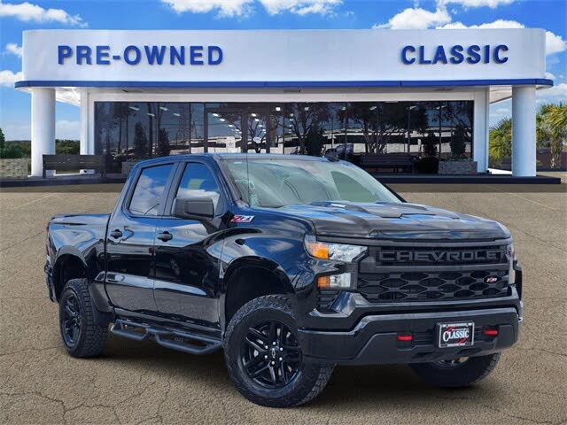 2025 Chevrolet Silverado 1500 Custom Trail Boss Crew Cab 4WD