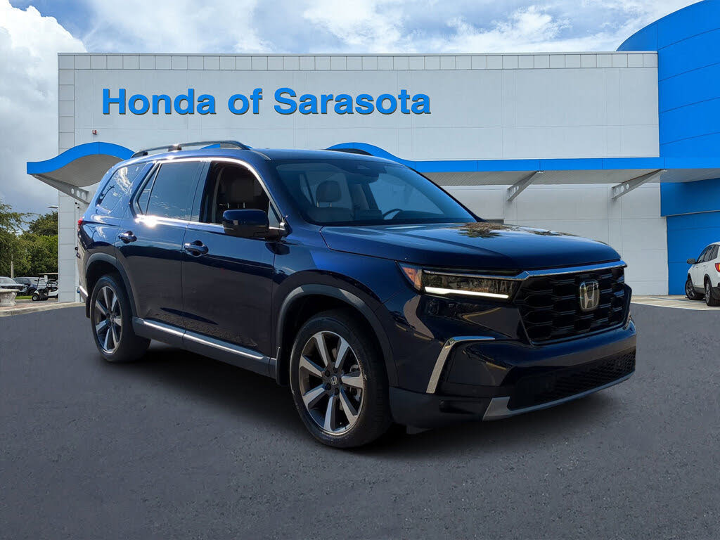 2023 Honda Pilot Touring AWD