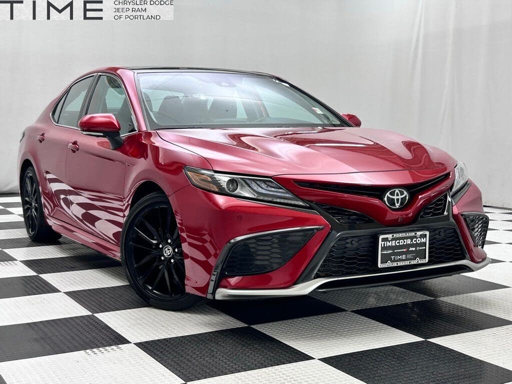 2023 Toyota Camry XSE V6 FWD