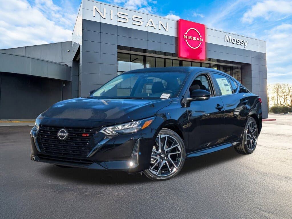 2025 Nissan Sentra SR FWD