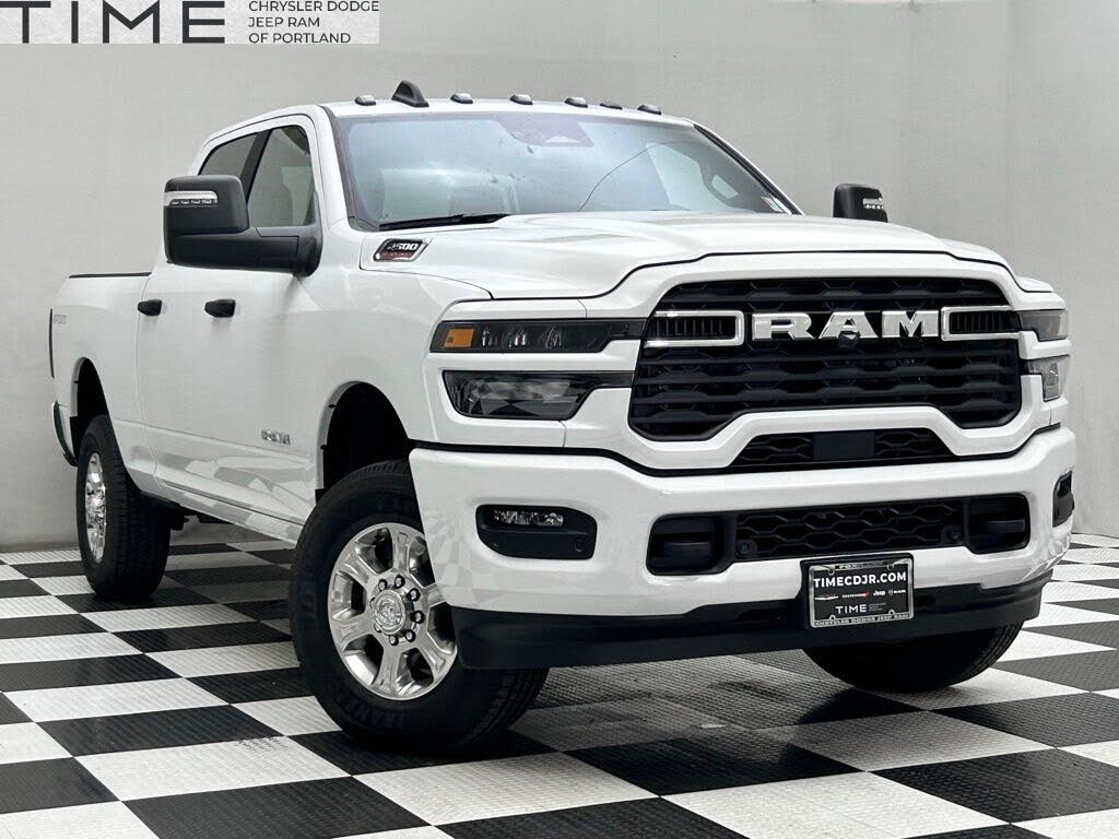 2026 RAM 2500 Big Horn Crew Cab 4WD