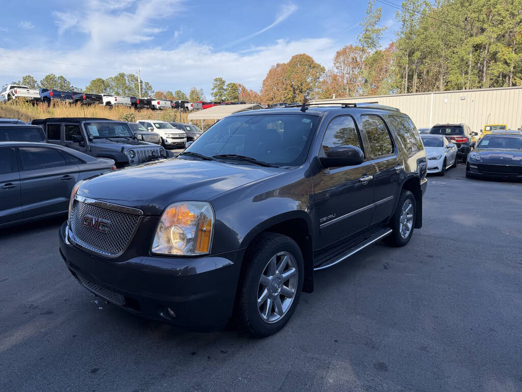 2010 GMC Yukon Denali AWD